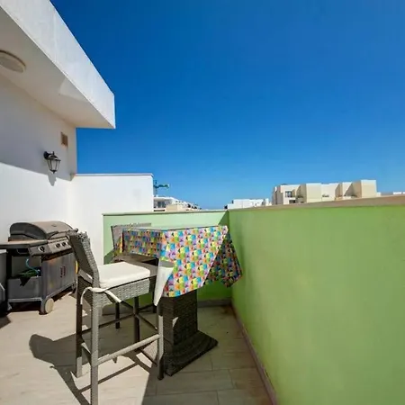 White Lotus, Modern Large-terraced Penthouse In Marsascala *