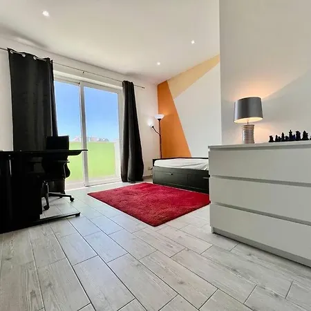 White Lotus, Modern Large-terraced Penthouse In Marsascala Apartment *