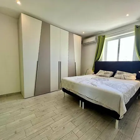 White Lotus, Modern Large-terraced Penthouse In Marsascala Apartment Marsaskala