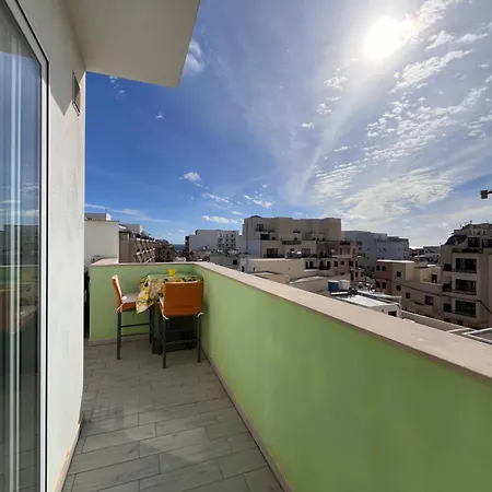 Apartment White Lotus, Modern Large-terraced Penthouse In Marsascala
